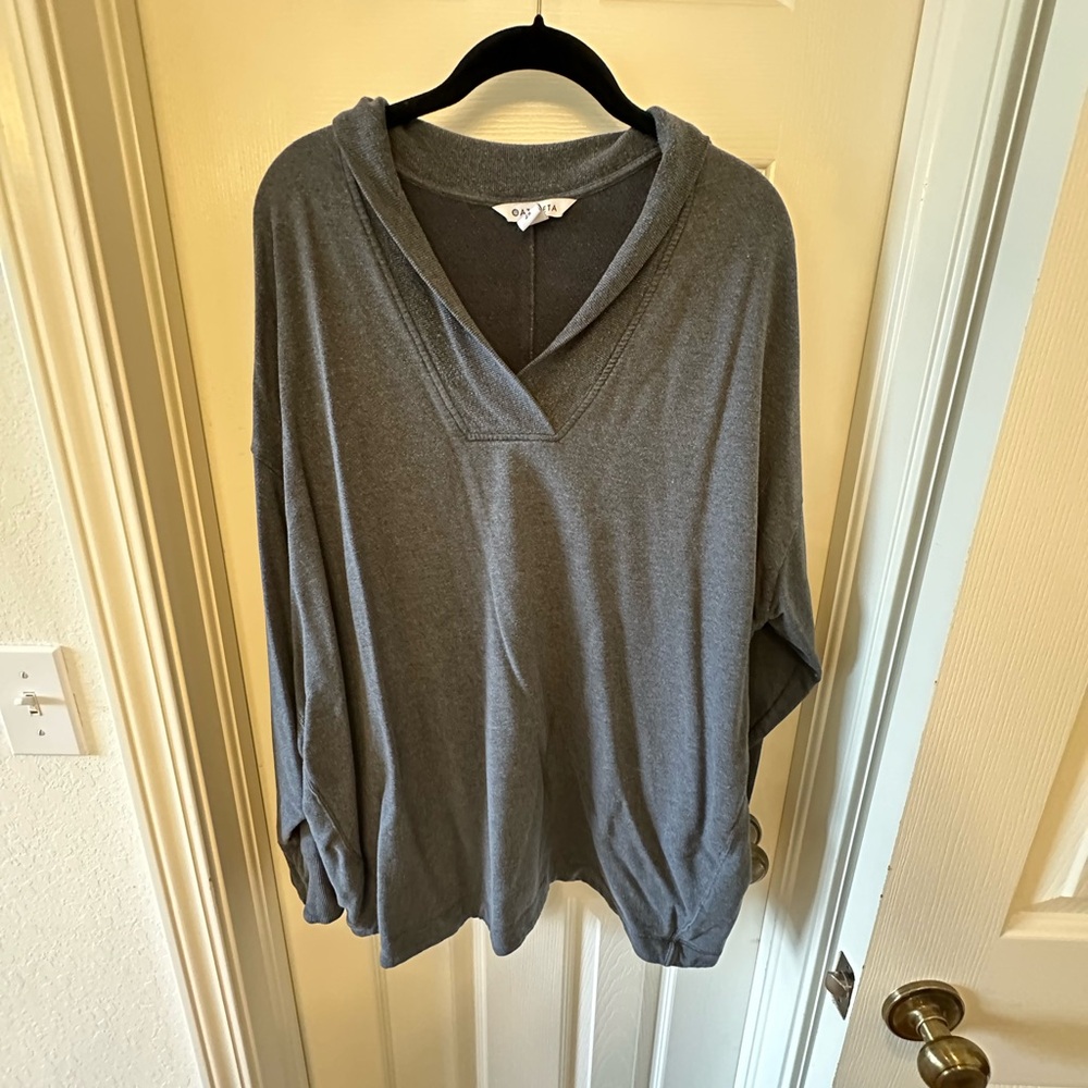Athleta Gray Oversized Pullover Sweater